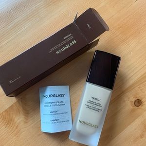 Hourglass Vanish Liquid Foundation - Shell